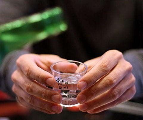 Du lịch Hàn Quốc uống Soju yêu mến cả đời 